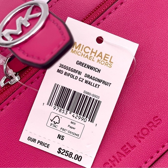 Michael Kors Greenwich Medium
Signature Logo Wallet Dragonfruit
Multi - Picture 10 of 11